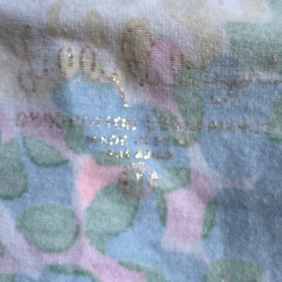 Lilly Pulitzer Julie Hibiscus Stroll Top 3/4 Sleeves Stretch Size Medium - Picture 8 of 9